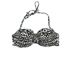 Shade & Shore Swimsuit Bikini top. Very flattering style - NWOT.  Size 36C